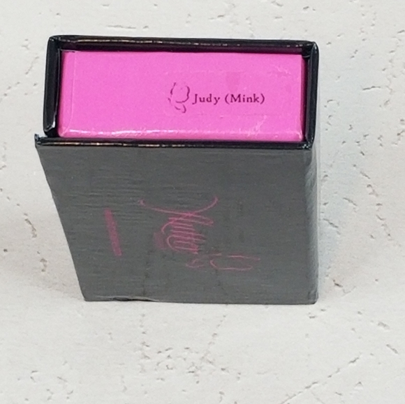 BNIB Flutter Mink Eyelashes Bundle - Picture 4 of 6